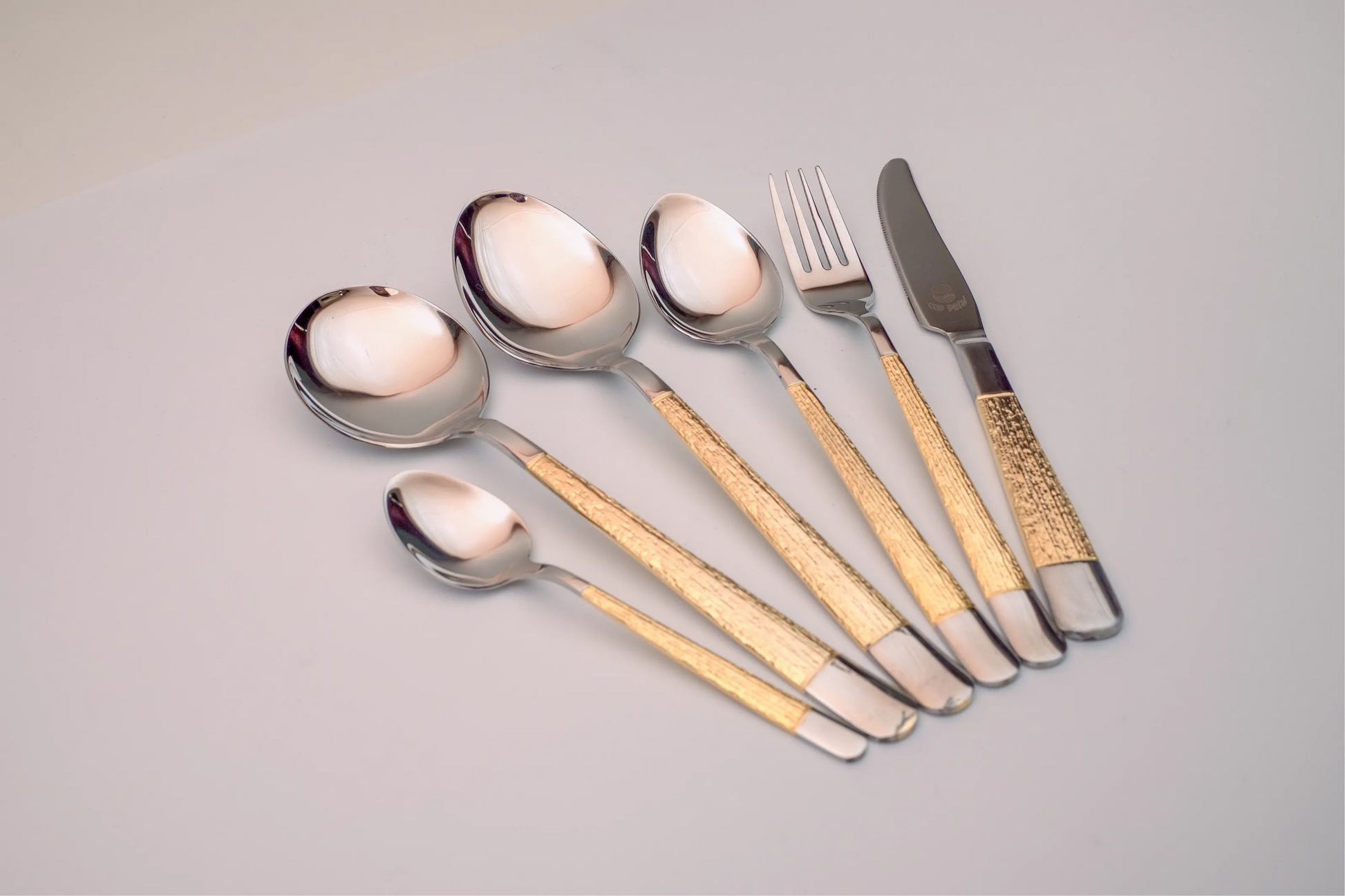 Gold steel cutlery set – Modern Dining Utensils