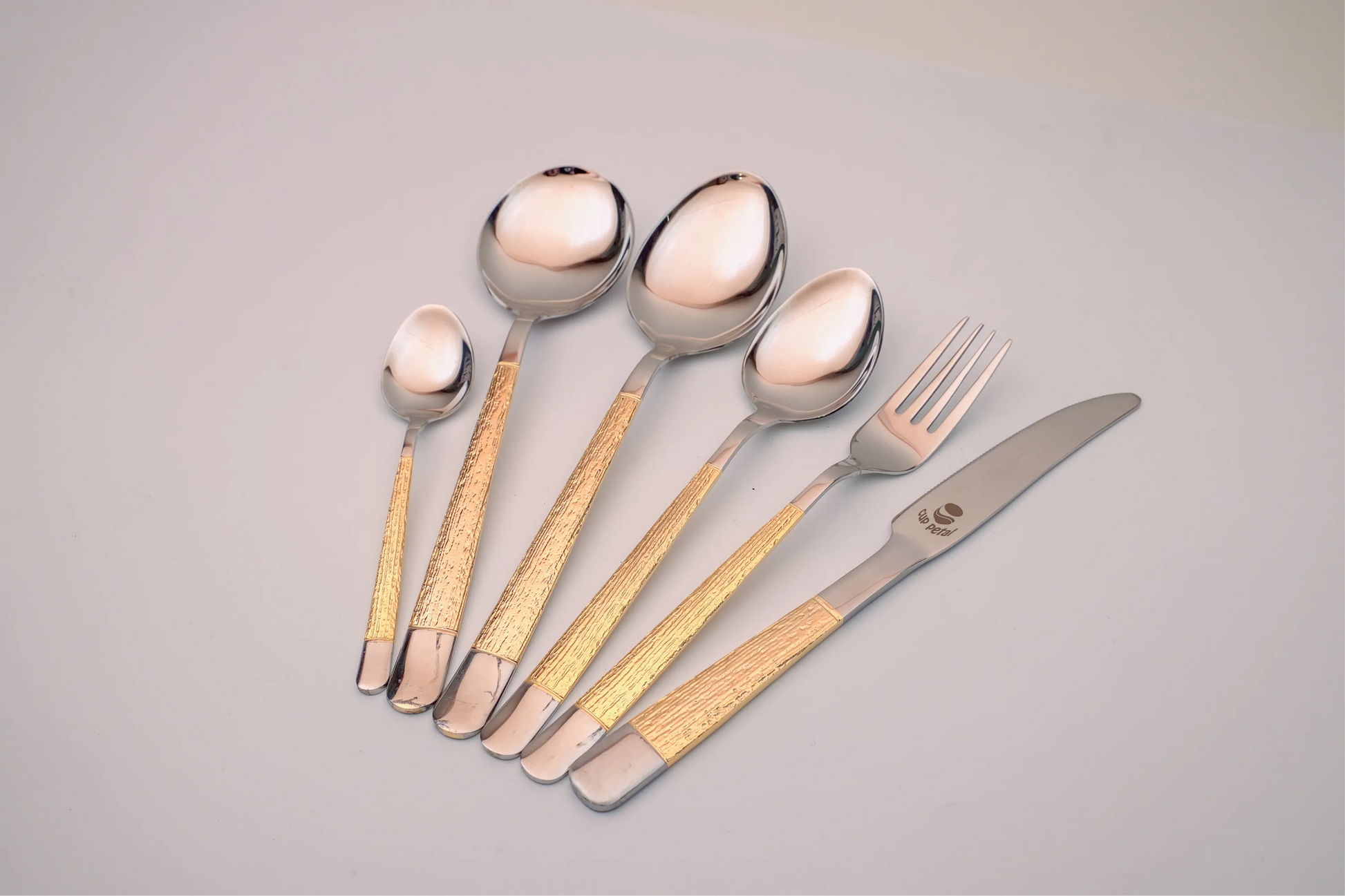 Gold steel cutlery set – Modern Dining Utensils