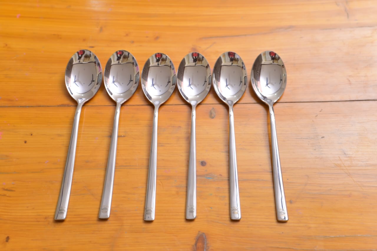 Silver Cutlery Set – Classic Dining Flatware